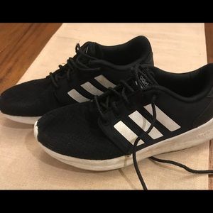 Women’s Adidas Tennis shoes